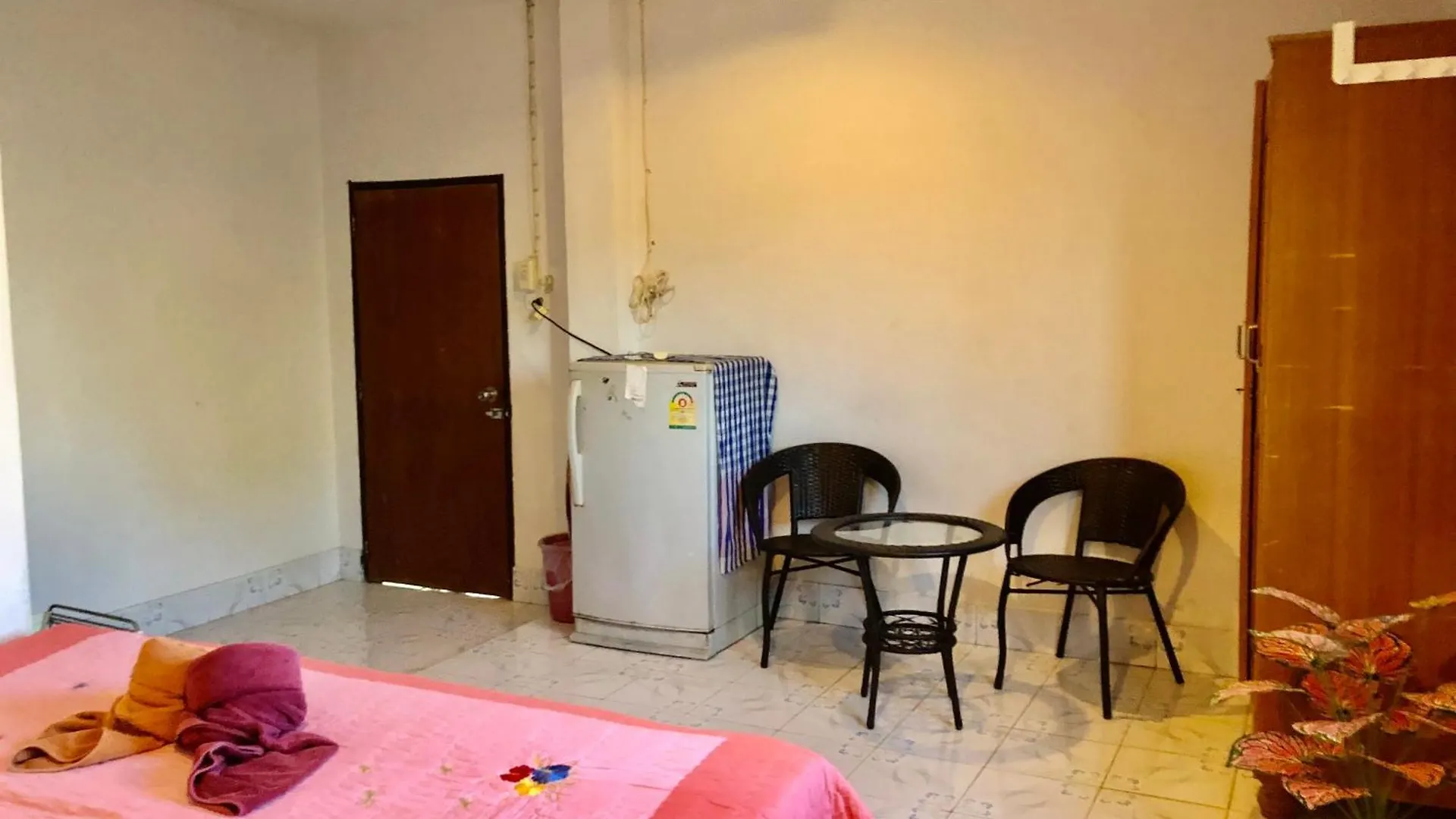 Secret Lanta Guesthouse Ko Lanta